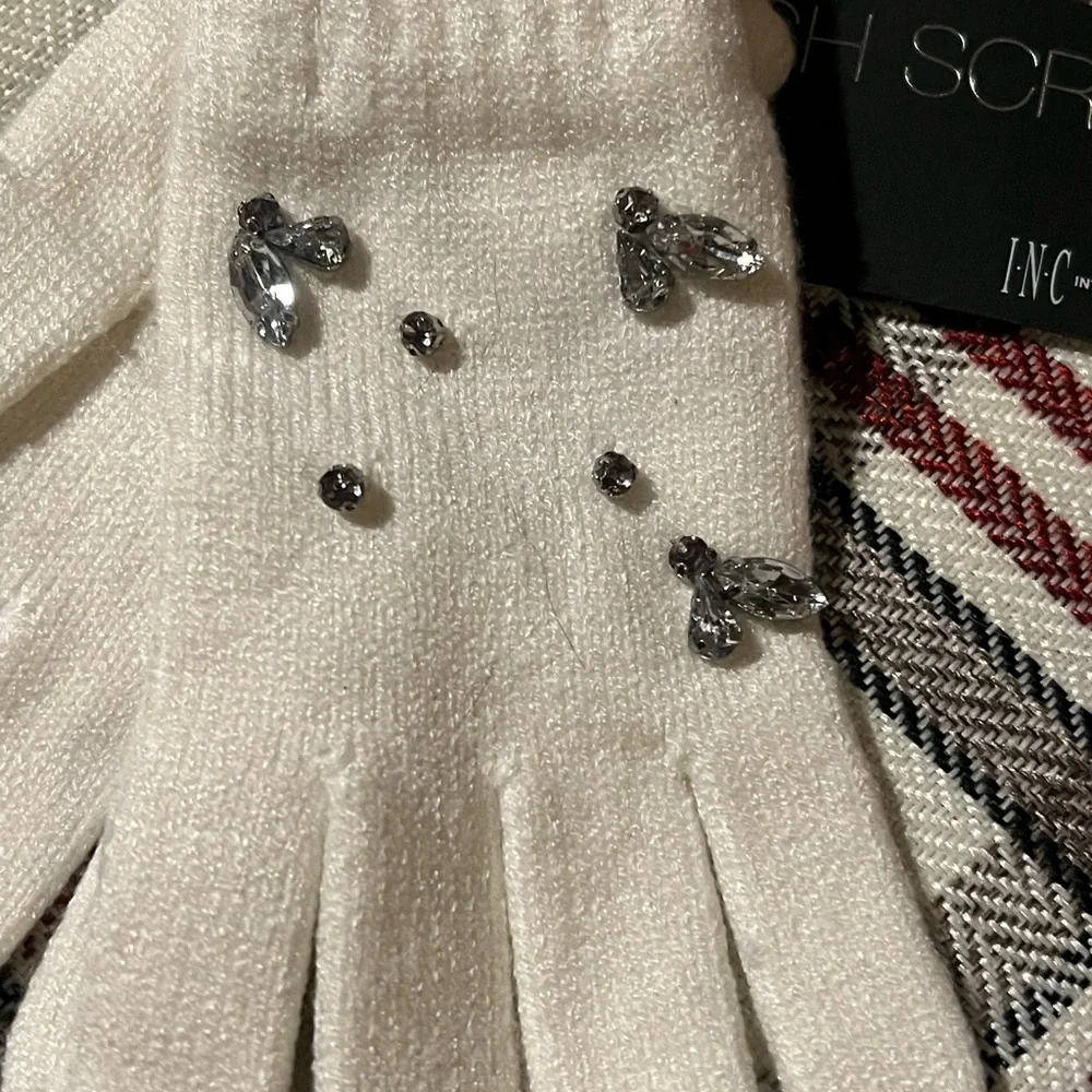 INC Women’s White Knit Gloves with Embellishments
